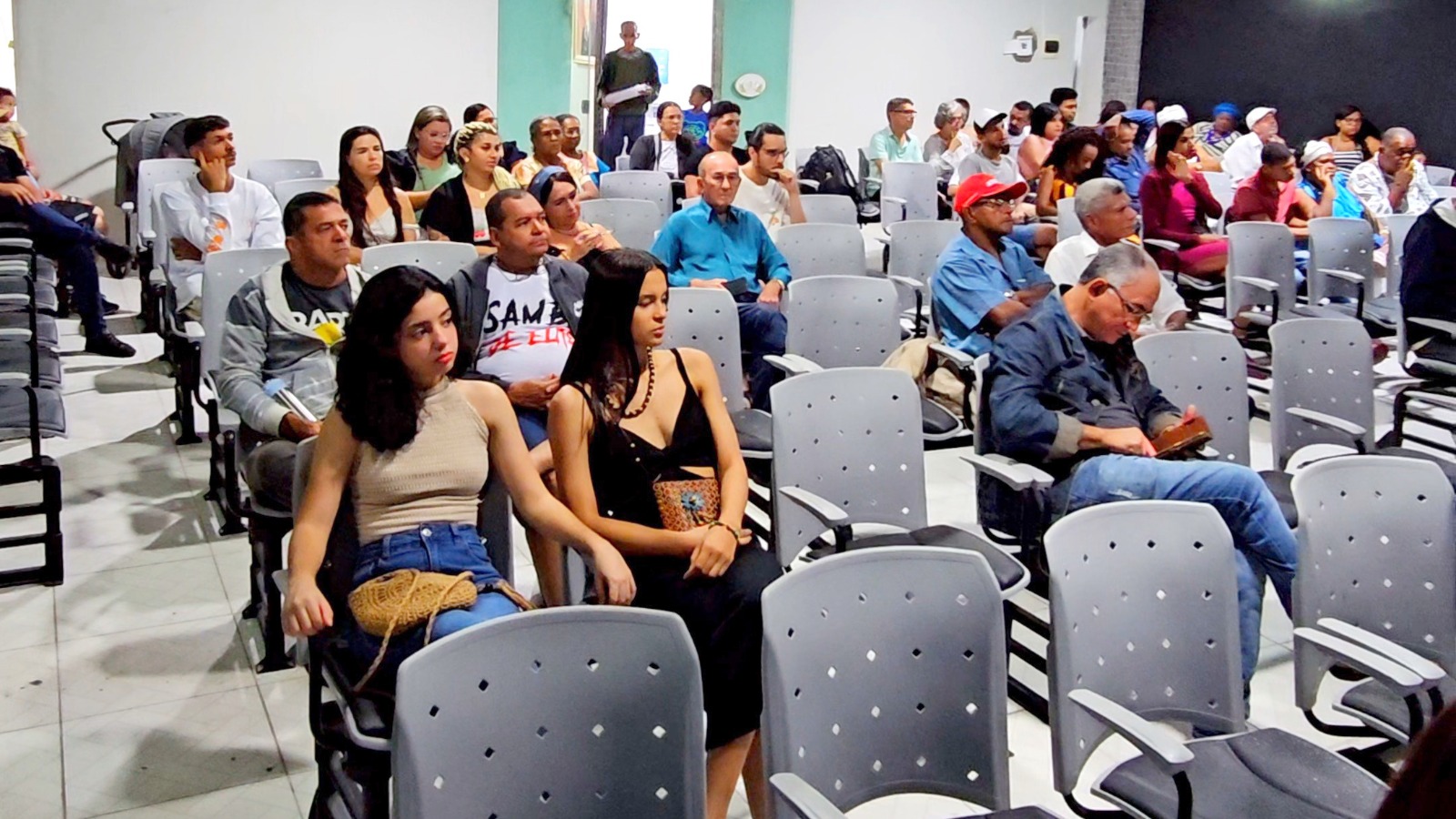 Prefeitura realiza audiência para debater políticas públicas culturais