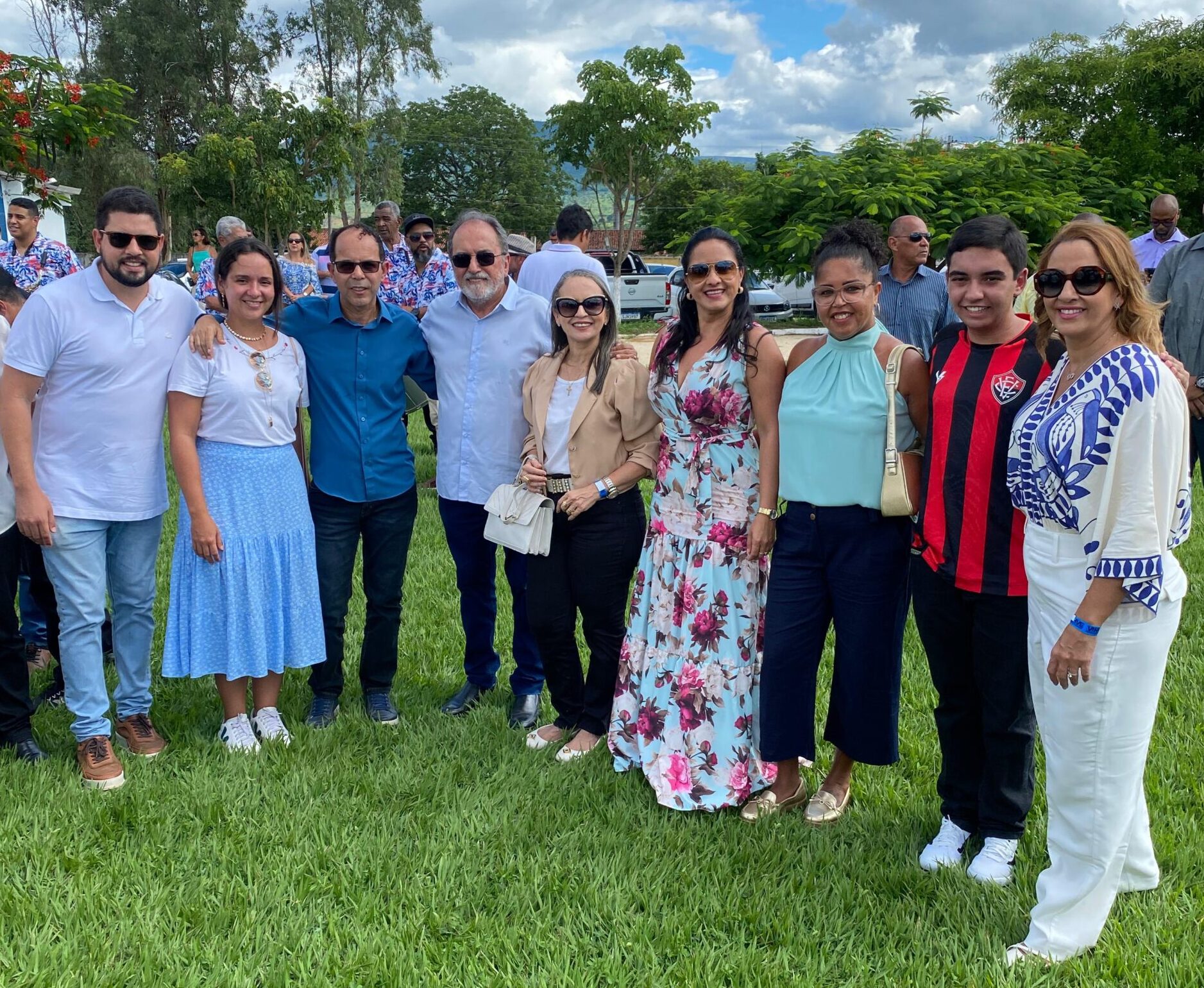 Prefeito Eduardo Hagge e comitiva acompanham visita do governador à região