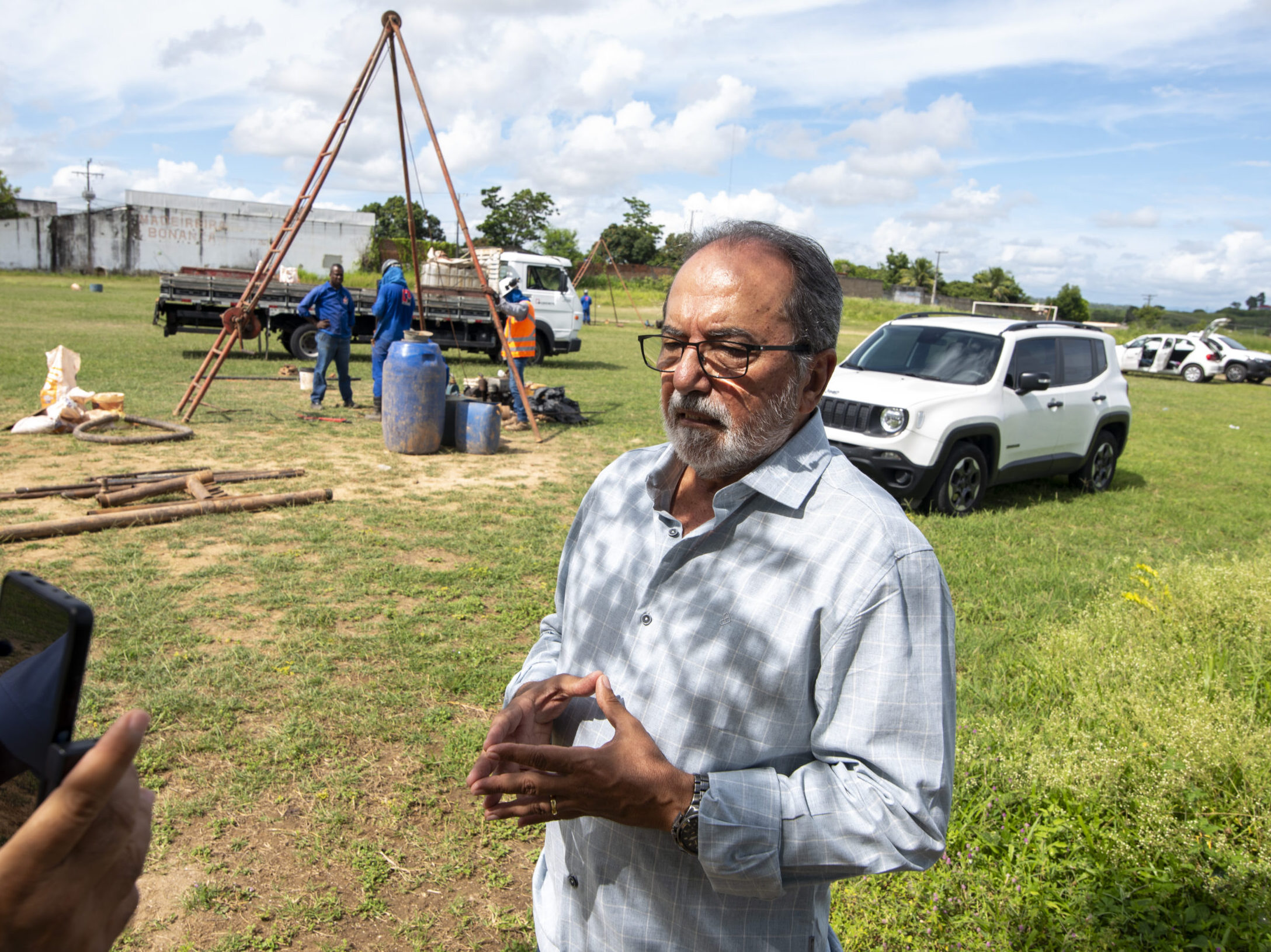 Prefeito acompanha início das obras da Policlínica Federal em Itapetinga