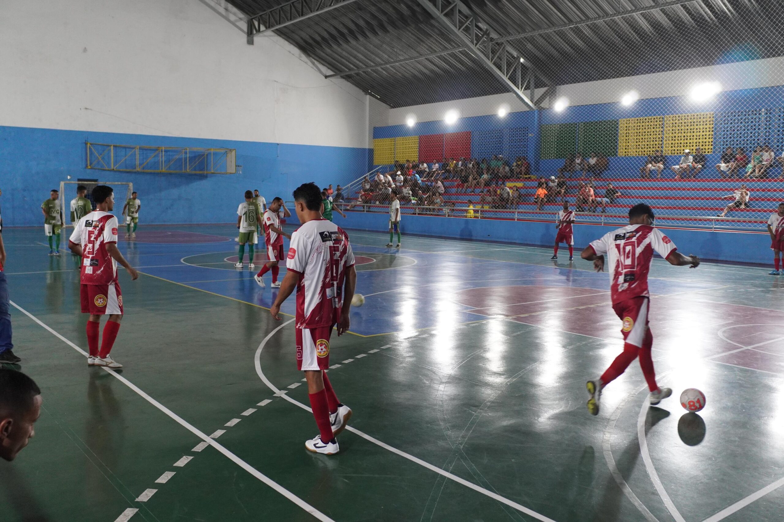 Já vão começar os jogos das quartas de finais do Campeonato Municipal de Futsal