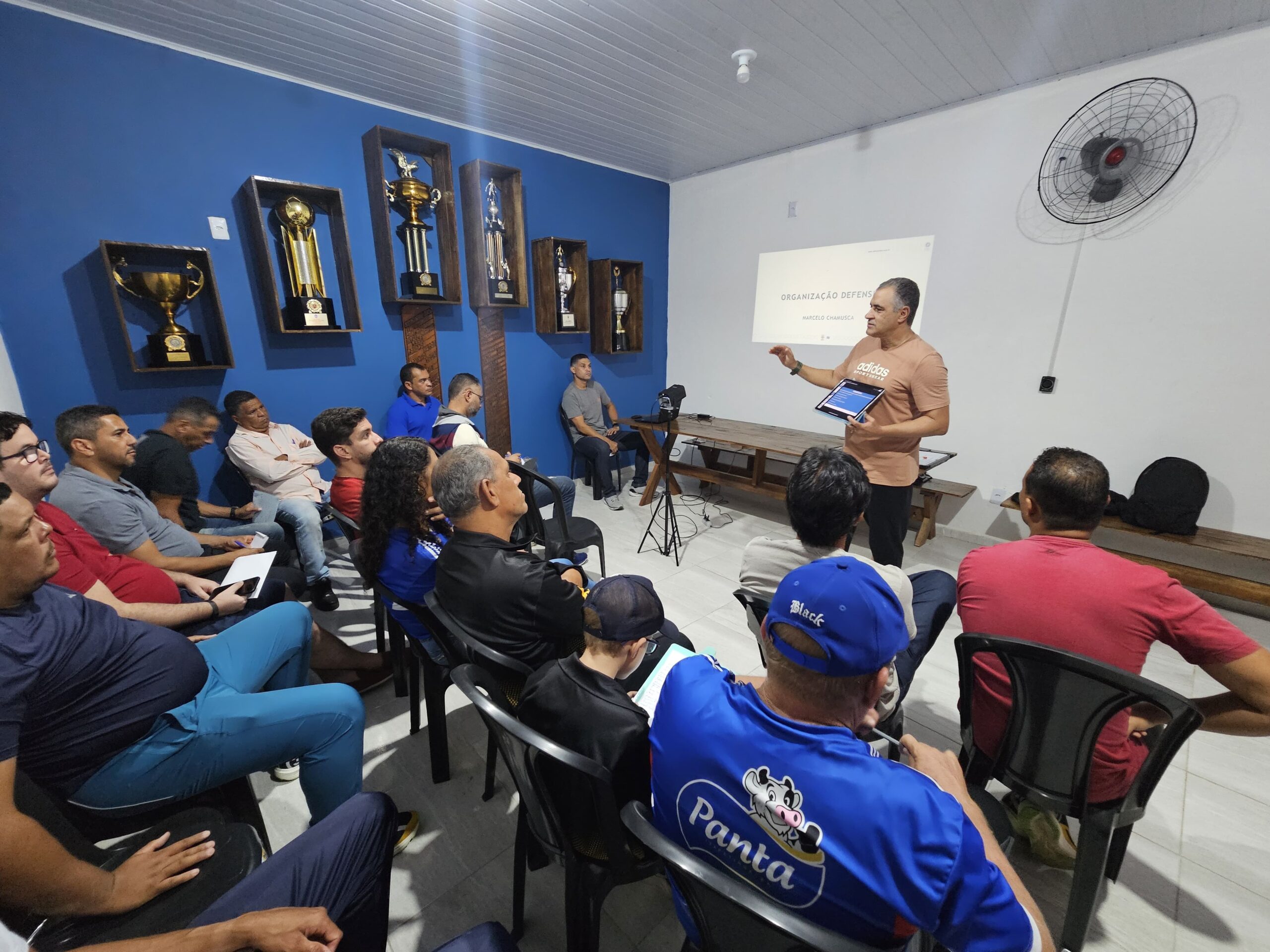 Bate-papo com Marcelo Chamusca reúne treinadores e amantes do futebol
