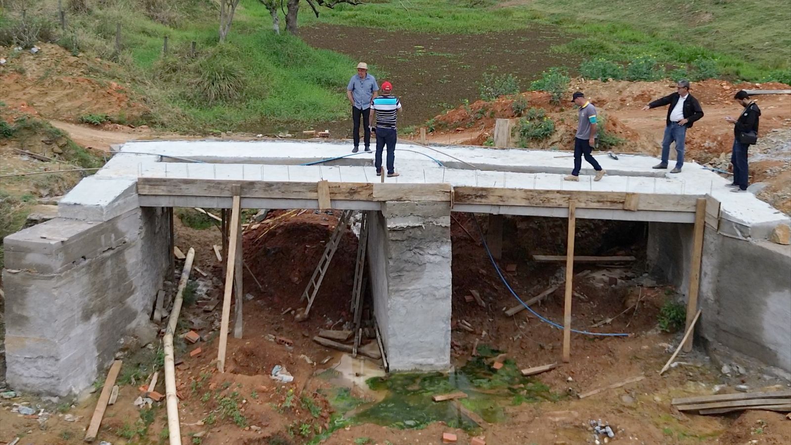 Prefeitura de Itapetinga leva mais mobilidade e segurança para a zona rural