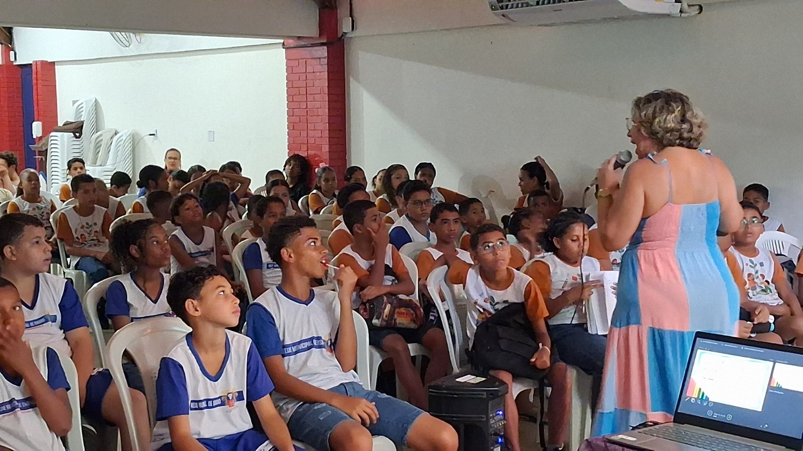 Secretaria de Educação realiza aulões preparatórios para SABE e SAEB
